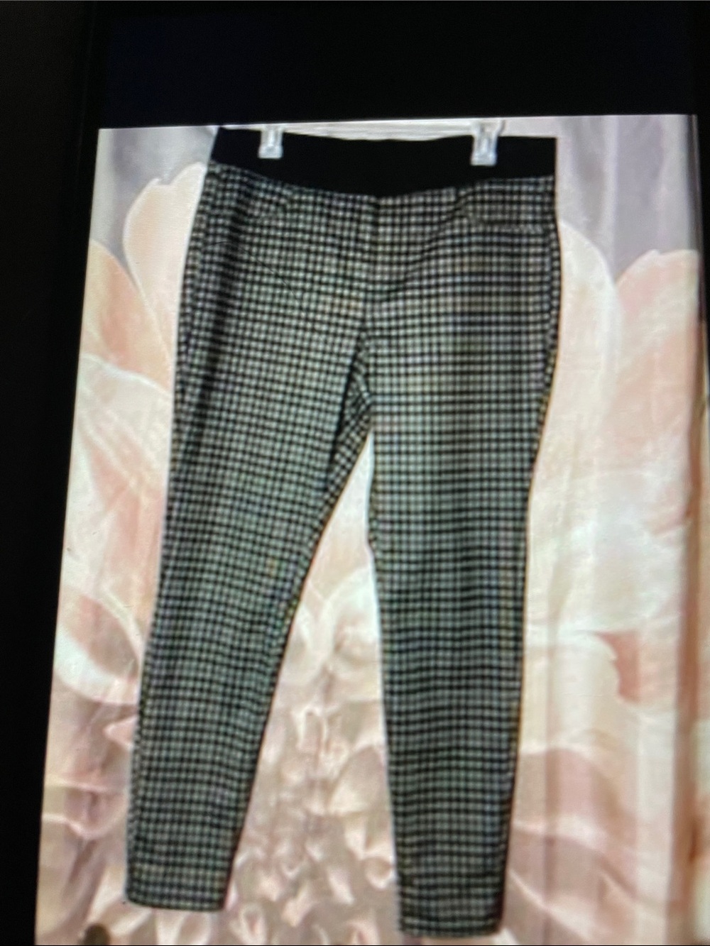 No Boundaries Black,White, Maroon Checkered pants